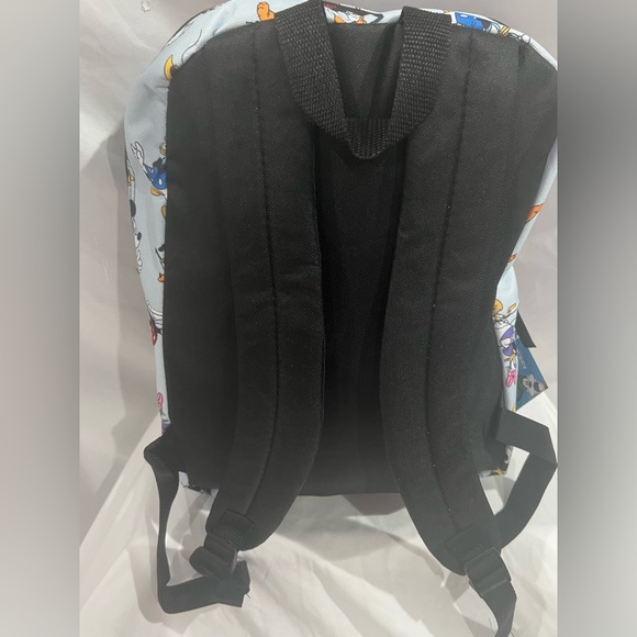 NWT-Disney’s MICKEY &FRIENDS Full-size Nylon backpack - Picture 5 of 10